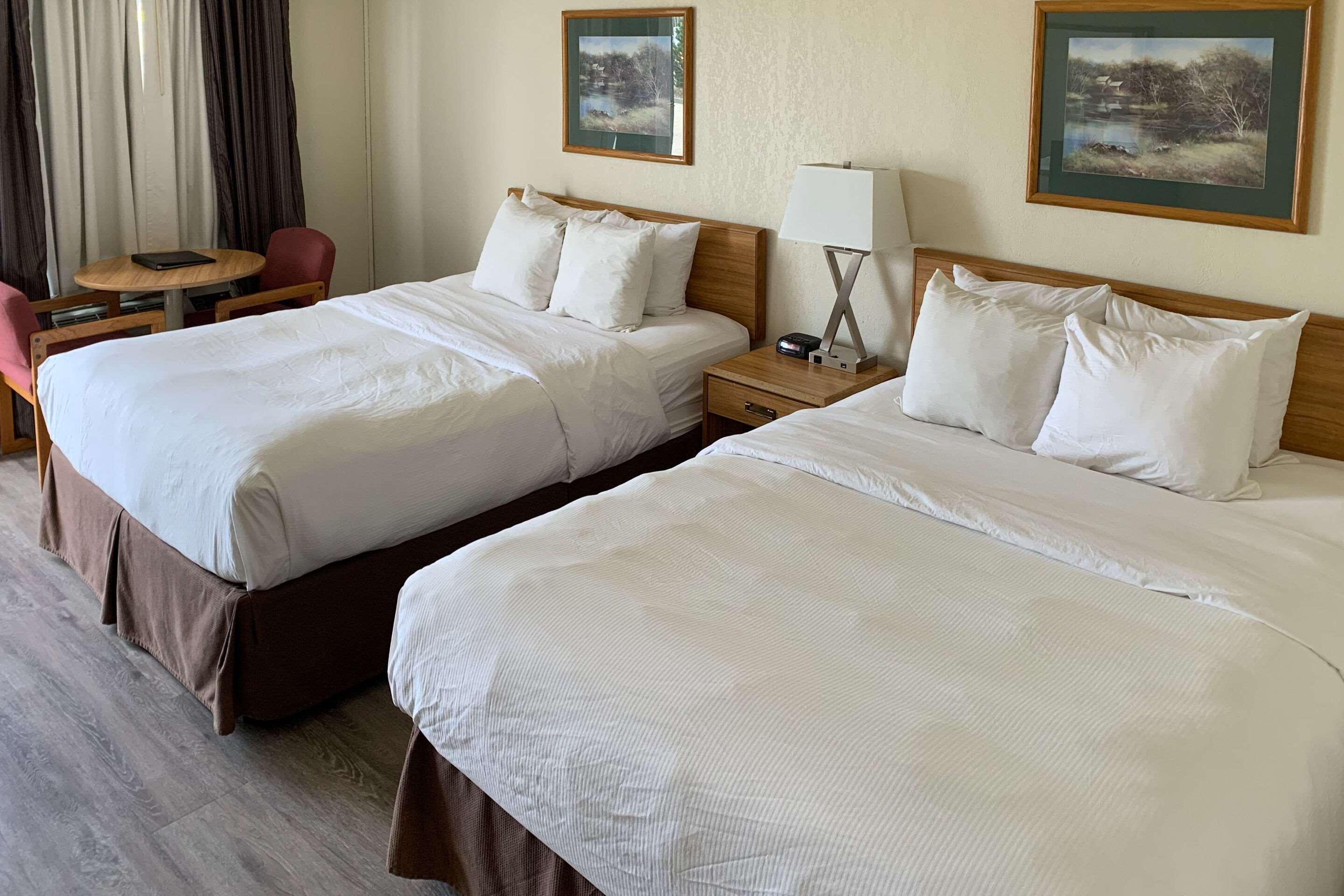 Rodeway Inn Windsor Mill Kültér fotó