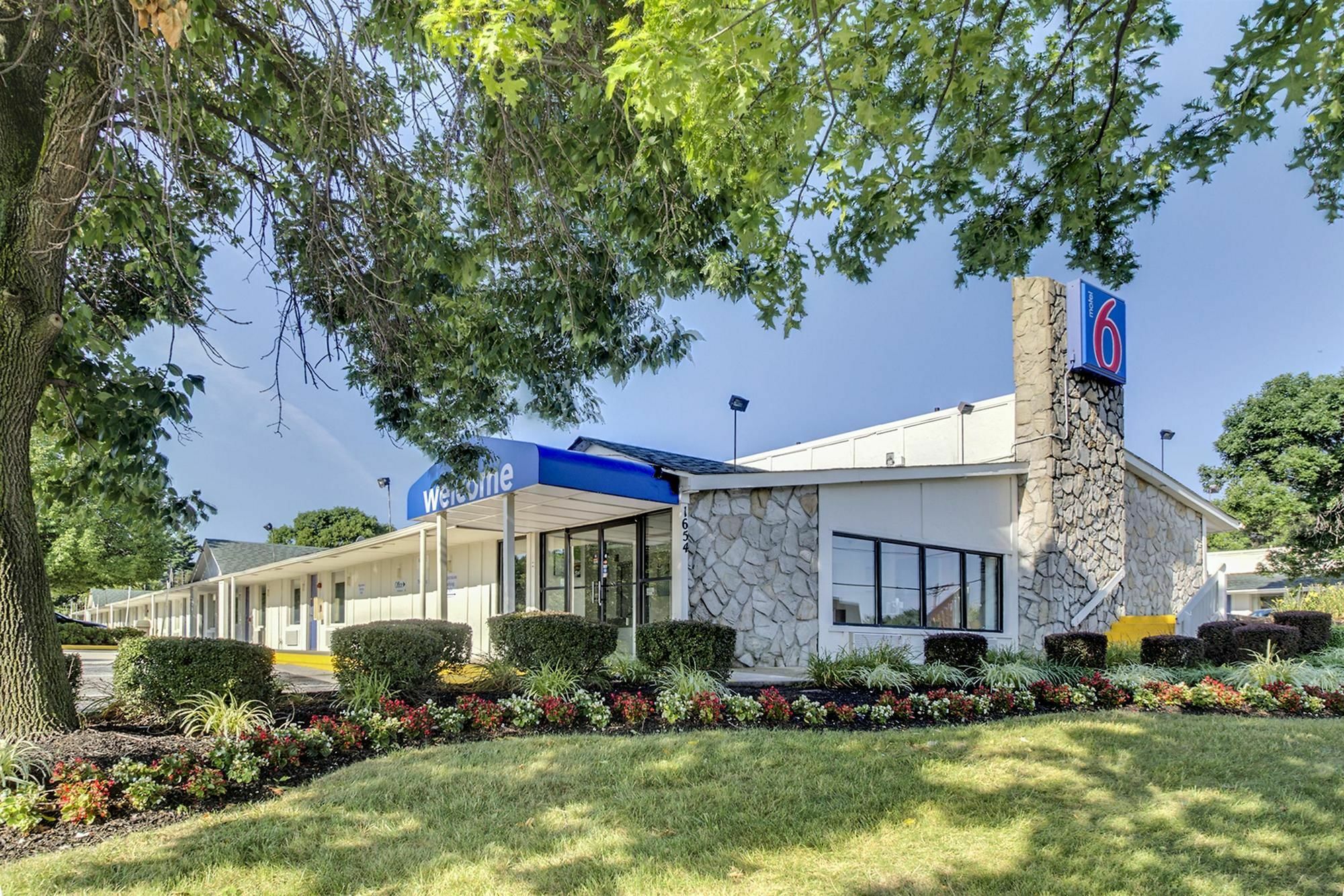 Rodeway Inn Windsor Mill Kültér fotó